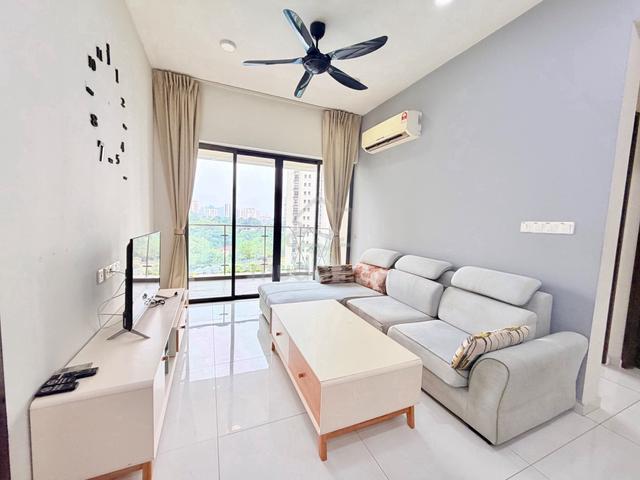 Bay Point @ Country Garden Danga Bay 1