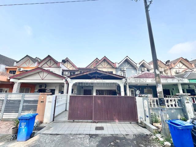 FACING OPEN Double Storey Terrace Seksyen 19 Shah Alam 1