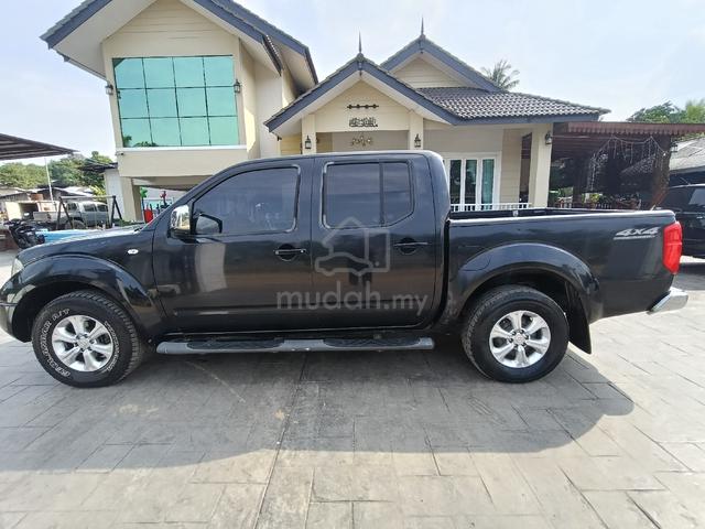 2012 Nissan NAVARA 2.5 CALIBRE (A) - 4
