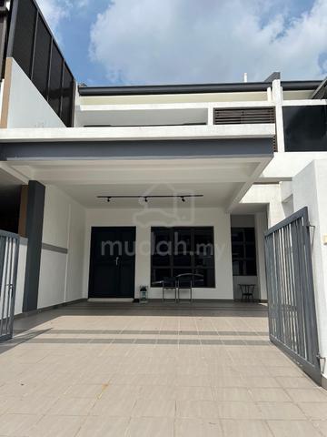 Renovated and Extended Double Storey Near Highway 1