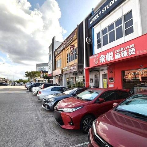 Kulai, Vervocity Jalan Kiambang Double Storey First Floor Shoplot,Kula 1