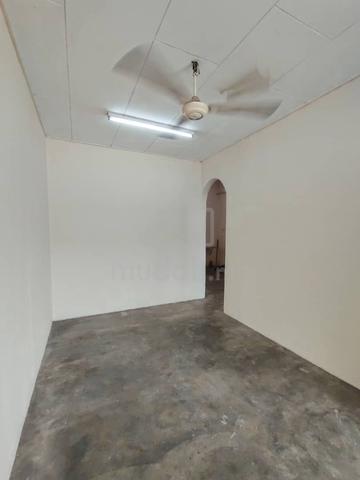 【 199K 199K 199K 】TAMAN CENDANA - Single Storey Terrace House 1