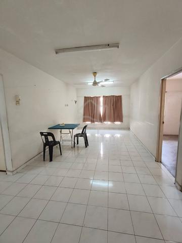 Desa Cemara 1