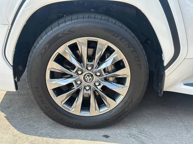 2024 Toyota LANDCRUISER 3.5 ZX (A) - 5