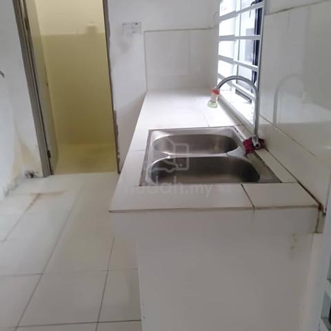 Rumah sewa batu 6 1