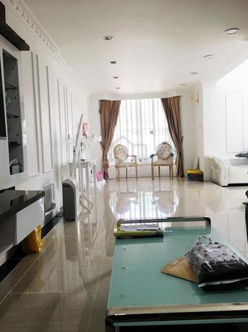 Taman Far East -Semi Detached House 1