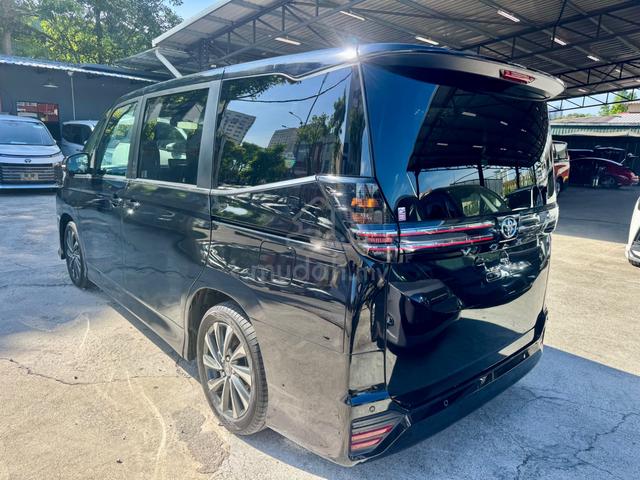 2024 Toyota VOXY 2.0 S-Z (A) Power Boot 2Pd 7s Rea - 2