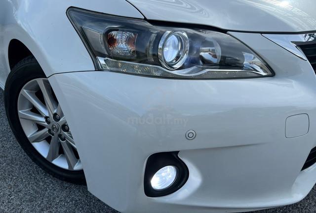 2011 Lexus CT200 1.8 LUXURY ANDROID REVERSE-CAM - 3