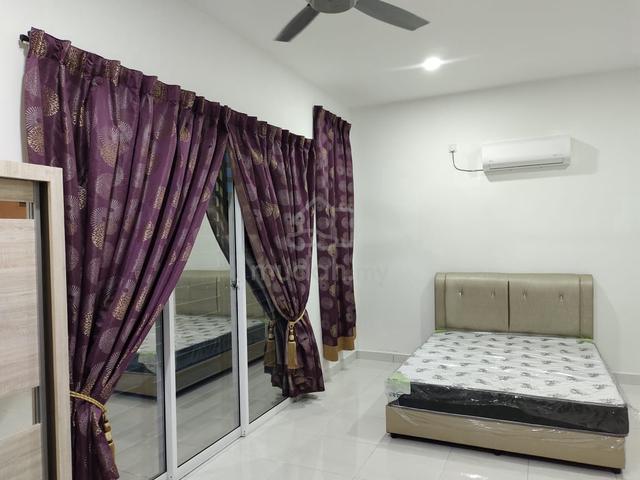 Non sharing MASTER BEDROOM for One Person Stay Nearby Kulim Hi Tech 1