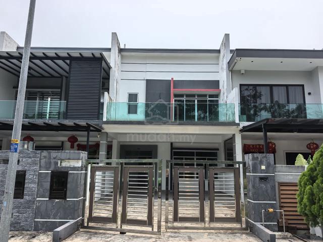 Pontian (Taman Desa Sri Impian 2) Double Storey Terrace House 1