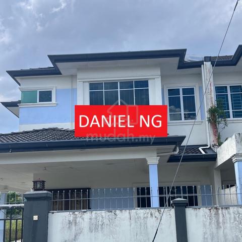 DOUBLE STOREY TERRACE CORNER At TAMAN BERLIAN STABIL SAMARAHAN 1