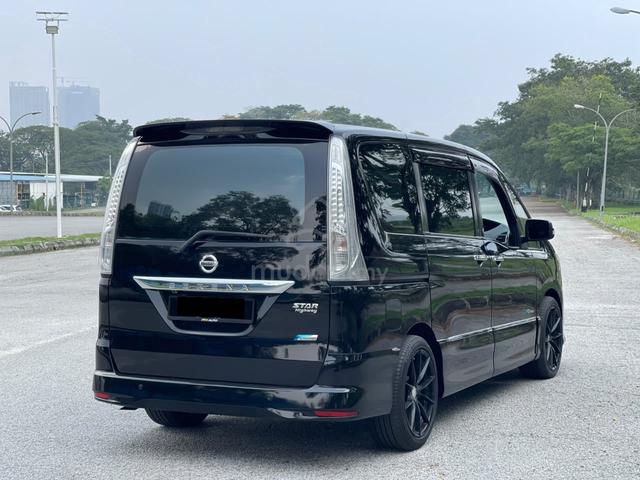 2013 Nissan SERENA 2.0 S-HYBRID HIGHWAY STAR - 2