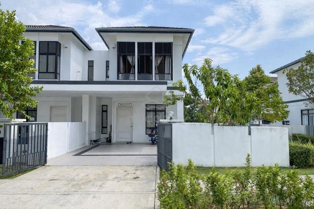 End Lot Renovated Double Storey Graham Garden Eco Grandeur Puncak Alam 1