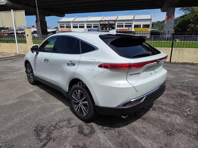 2023 Toyota Harrier 2.0 G MID,BSM,2 Tone Interior - 3