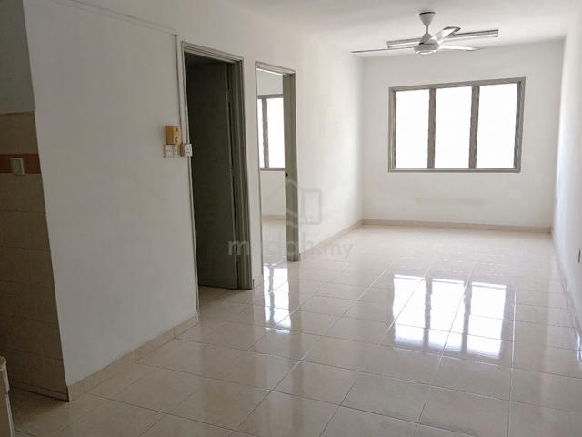 Apartment Tanjung Merdeka Villa 1