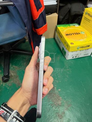 Iphone 16 Pro Max 512gb - photo 4 of 6