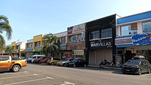 Ground floor corner shop, frontage Alam Suria Enclave, Puncak Alam 1