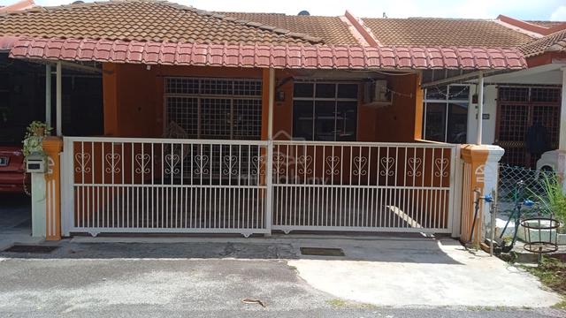 Rumah Lawa untuk dijual di Taman Angkasa Nuri Batu Berendam Melaka 1