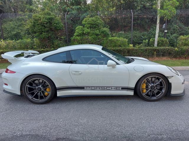 2015 Porsche 911 GT3 3.8 RS COUPE WRTY 2028 CBU - 2