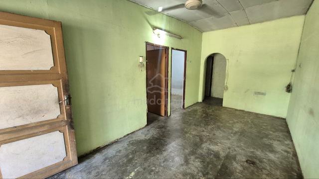 Below Market Value Klebang Single Storey House/ Monthly RM 600/LowCost 1