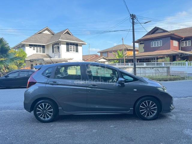 2017 Honda JAZZ 1.5 flrs (A) - 4