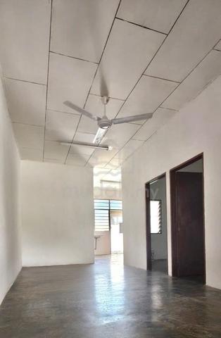 Single Storey Terrace House For Sale 1