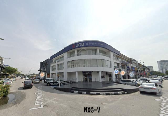 Triple Storey CORNER Shoplot For RENT@ Bandar Bukit Tinggi 1, Klang 1
