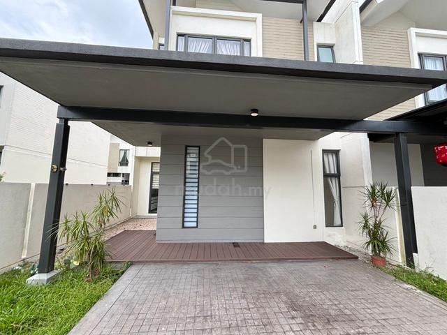 For Sales Avira Medini 2 Storey Terrace Garden House 1