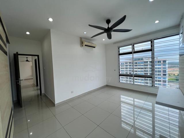Seri Austin Residence Luxury Apartment 1