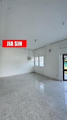 Double Storey COMMERCIAL USE Semi-D 1,809sf for RENT Tanjung Bungah 1