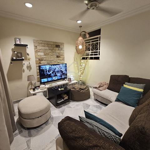 Well-maintained home for rent 1