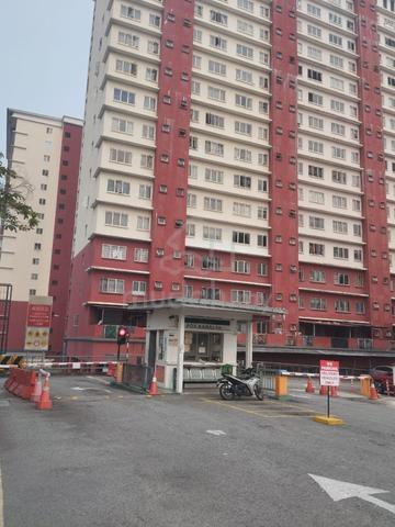 The Lumayan Apartment 1
