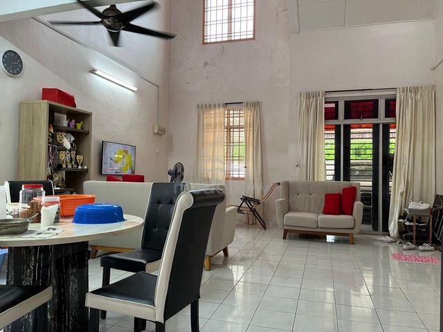 IOI Bandar Putra  Jalan  Enggang @ 1.5 Storey Terrace House (Conner L 5