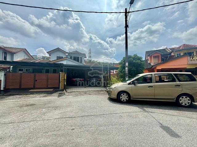FACING PLAYGROUND🌷 + RENOVATED✅| 1.5 Storey END LOT, Taman Alam Megah 1