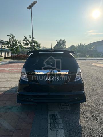 2013 Honda JAZZ 1.3 (HYBRID) FACELIFT (A) - 3