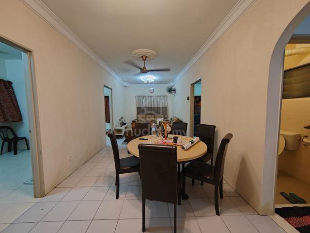 Pangsapuri Mayang (Puncak Jalil) 1