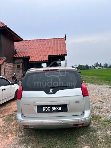2013 Peugeot 5008 1.6 THP (A) - 4