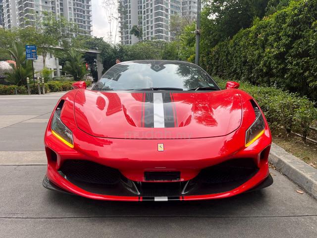 2020 Ferrari F8 TRIBUTO Huge Spec Full Carbon - 2