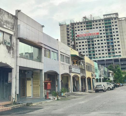 Shop lot for rent at Taman Rakan, Kajang 1