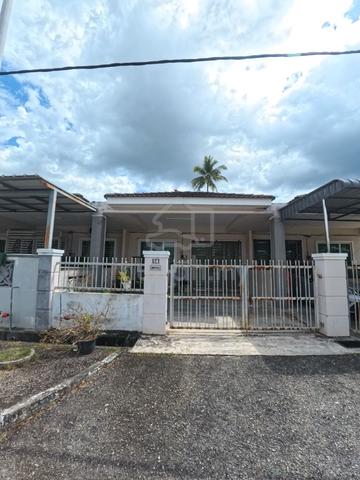 RUMAH CANTIK❗️TERES SETINGKAT TAMAN KELISA, Kupang. Boleh 100% Loan 1