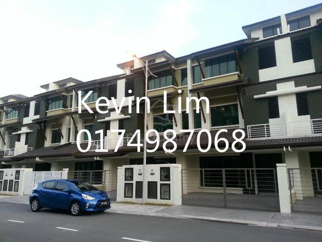 Southbay Residence 3130sf Gated n Guarded 3 Storey Terrace 1