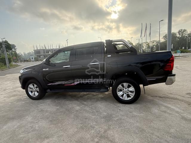 2017 Toyota HILUX 2.4 G LE (A) - 4