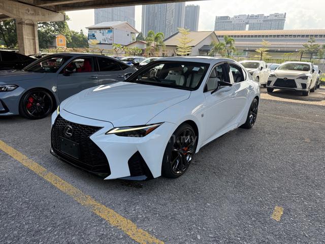 2023 Lexus IS300 2.0 F-SPORT S/R 360 P/Shift 5B - 2