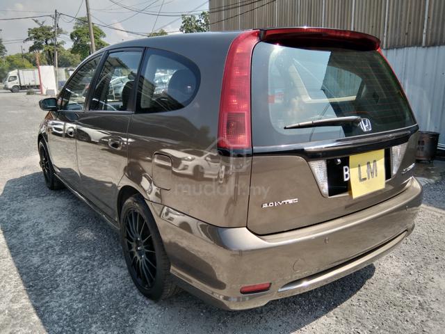 R /2006/ Honda STREAM 2.0 (A) FACELIFT BOLEH LOAN - 2