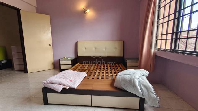 2 Storey Terrace House With Renovated and Furnished 1
