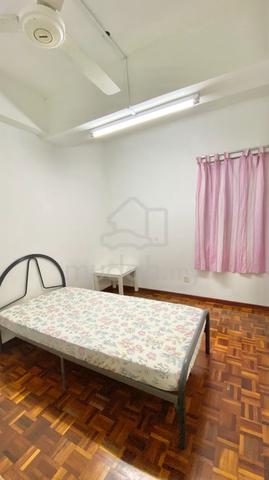 Fully Furnished Kuala Lumpur Cheras Room For Rent 1
