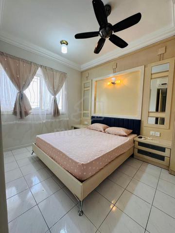Villa Emas 1