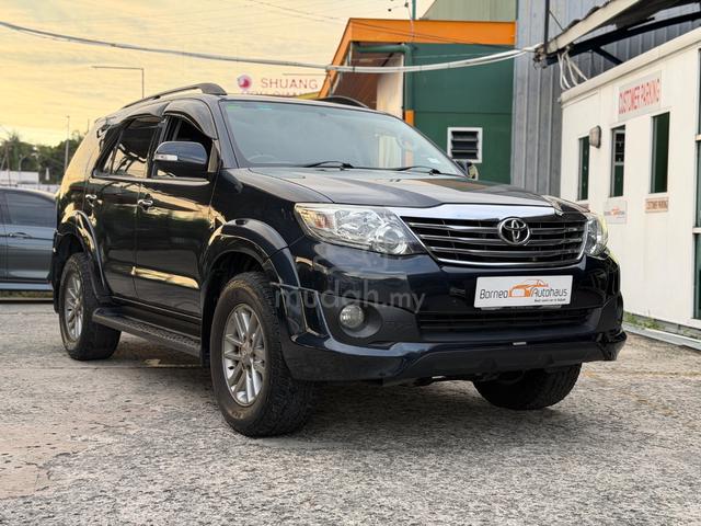 Toyota Fortuner 2.7V TRD 2014 Auto - 2