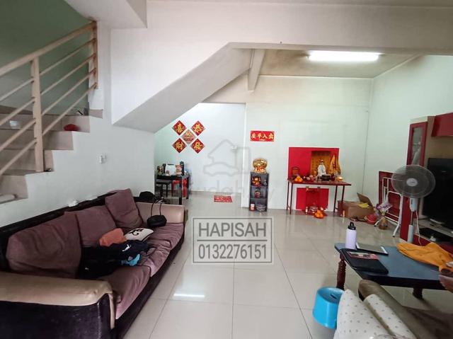 Freehold, 3 storey terrace, Taman Sri Putra 3, Sungai Bulohj 2