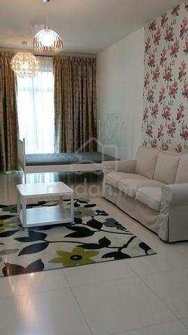 Parc Regency 1